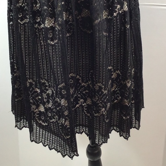 Free People black lace cutout dress 6 - Picture 5 of 12